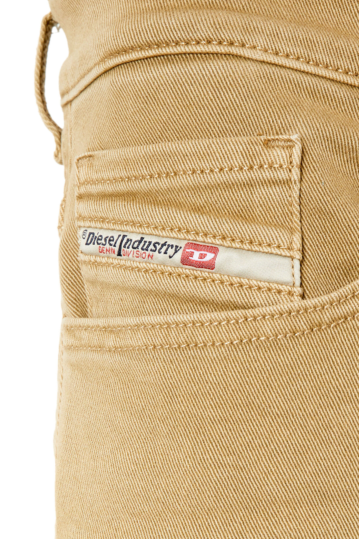 Diesel 2016 D-AIR L.32 JEANS - Image 4