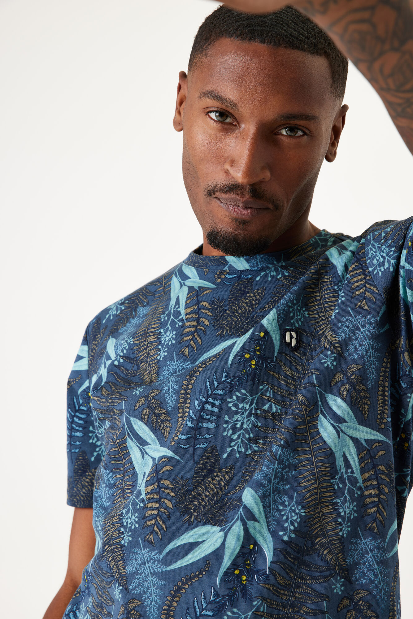 Garcia I31202_men`s T-shirt ss-greyish green - Image 3