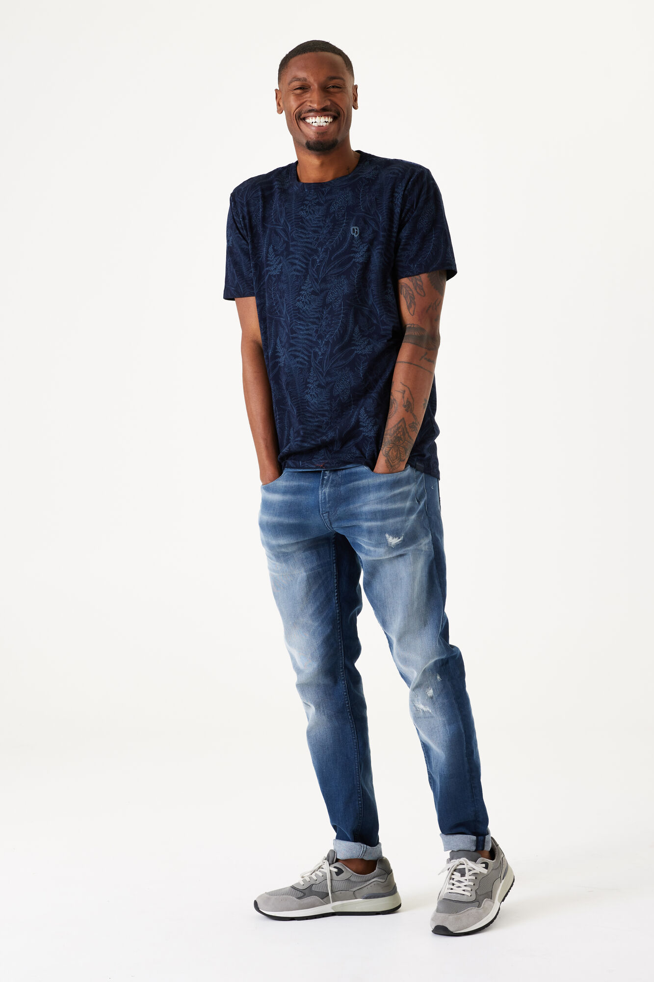 Garcia H31005_men`s T-shirt ss-dark moon