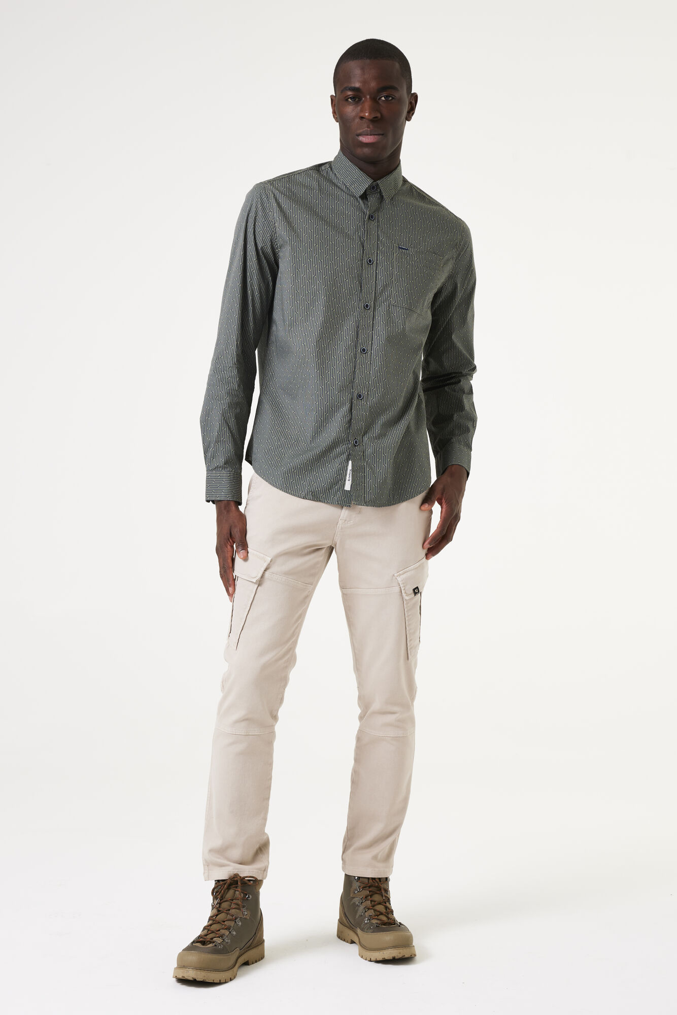 Garcia V41280_Male`s shirt ls