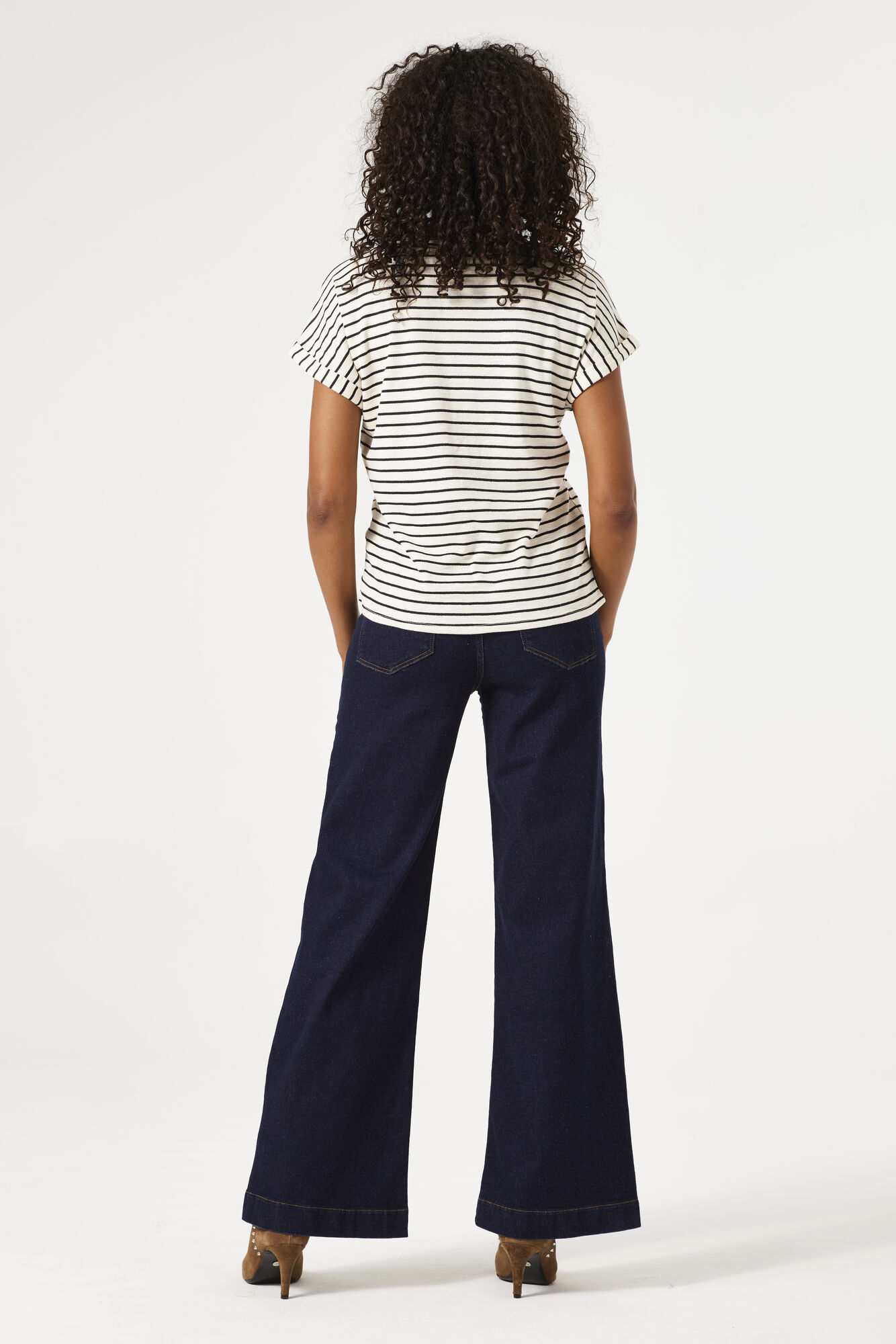 Garcia Celia Jeans 249 - Rinsed 5758 - Image 2