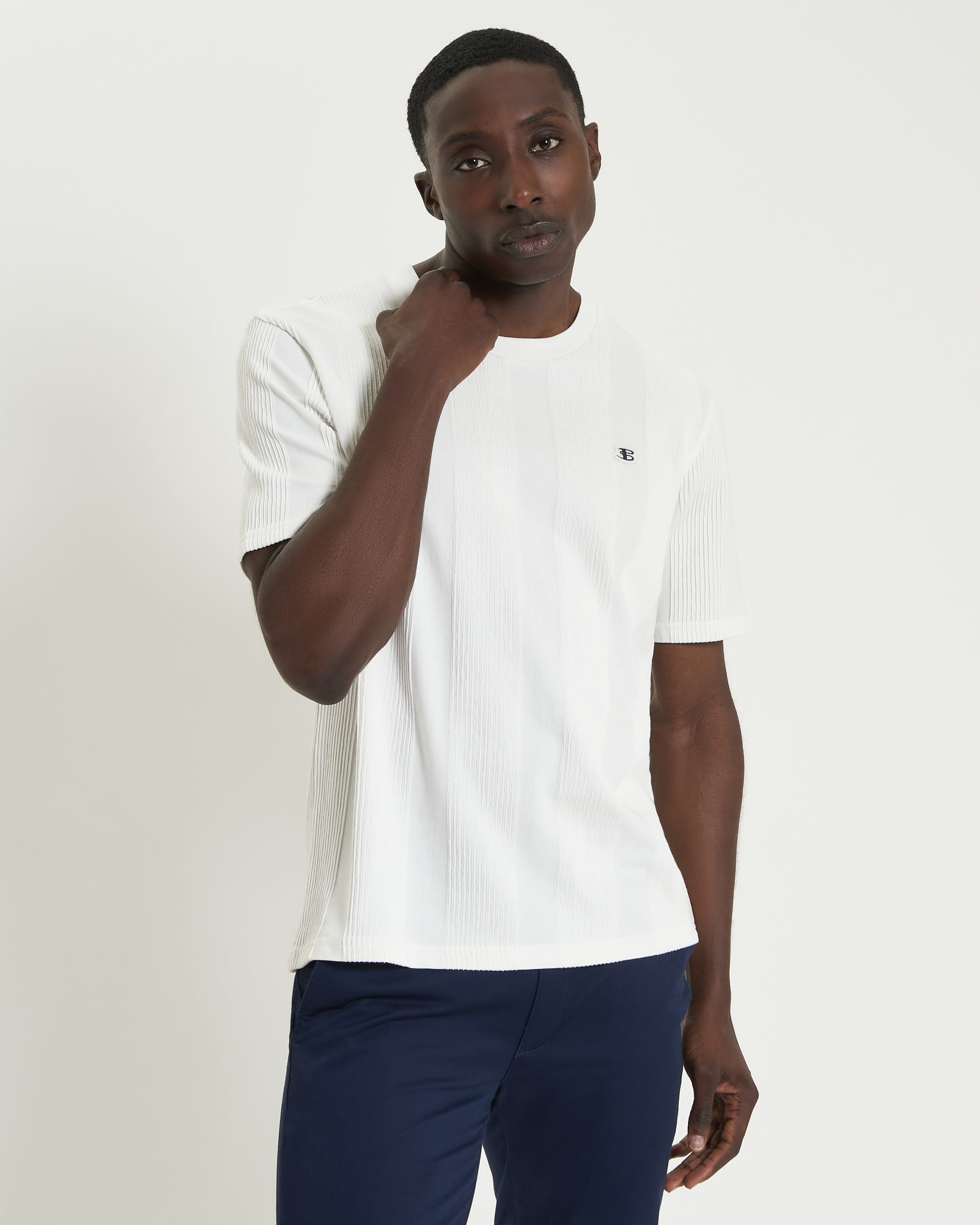 Ben Sherman Textured Vertical Stripe T-shirt -White