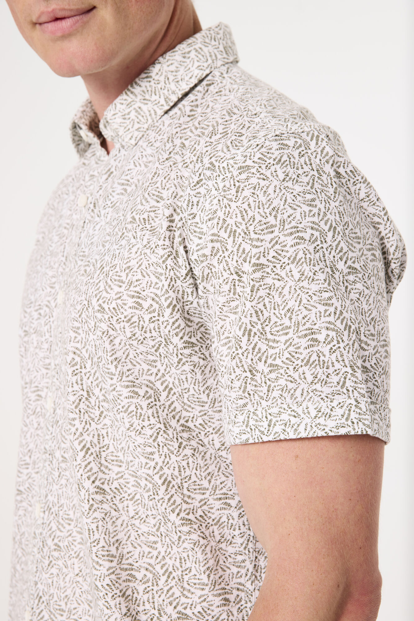 Garcia D51094 SS Shirt - White - Image 4