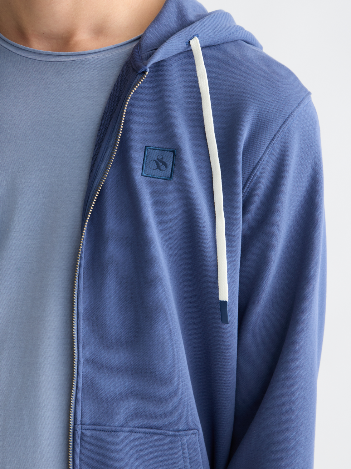 Scotch & Soda Male Logo badge zip through hoodie-Oceana - Image 4