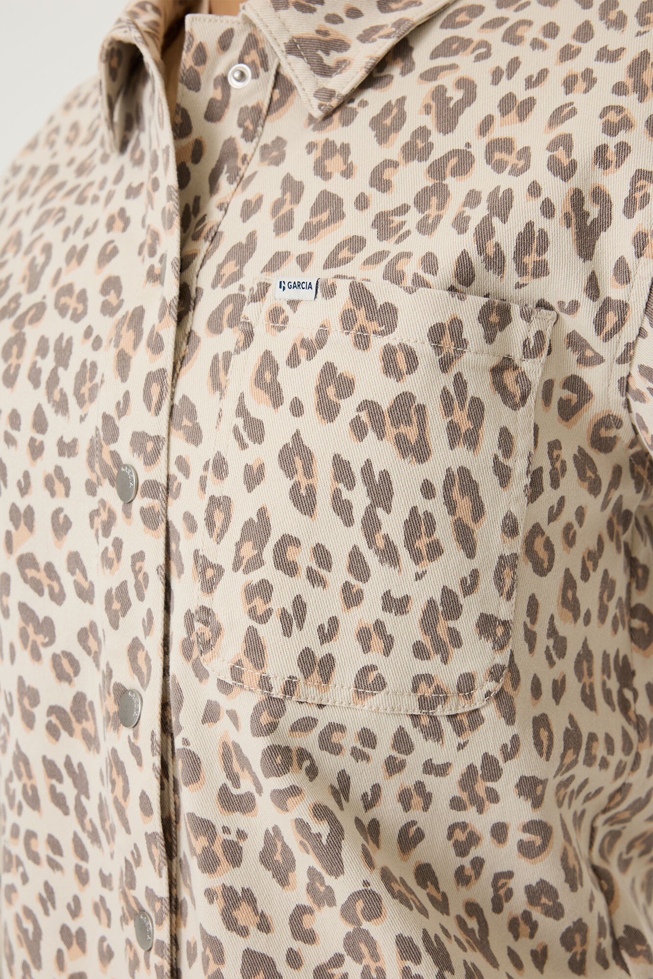 Garcia Female animal print denim overshirt-shade - Image 4
